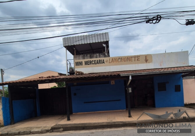 Casa com ponto comercial no Bairro Faisqueira