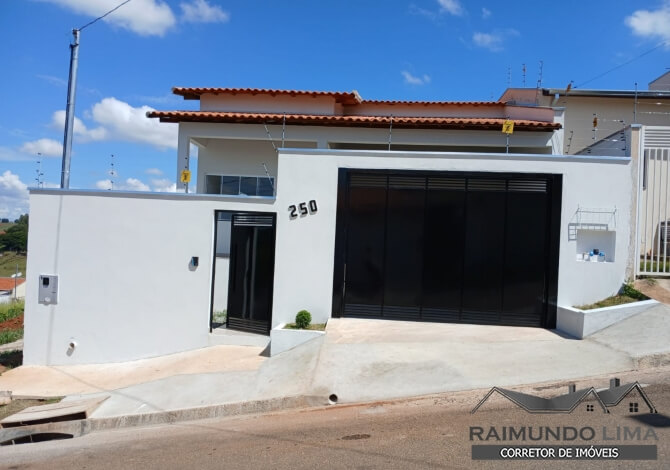 Casa no Bairro Parque Real