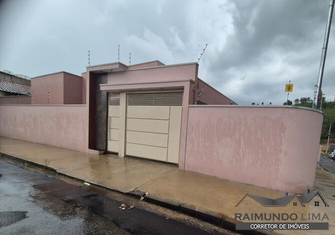 Casa no Bairro Vale das Andorinhas