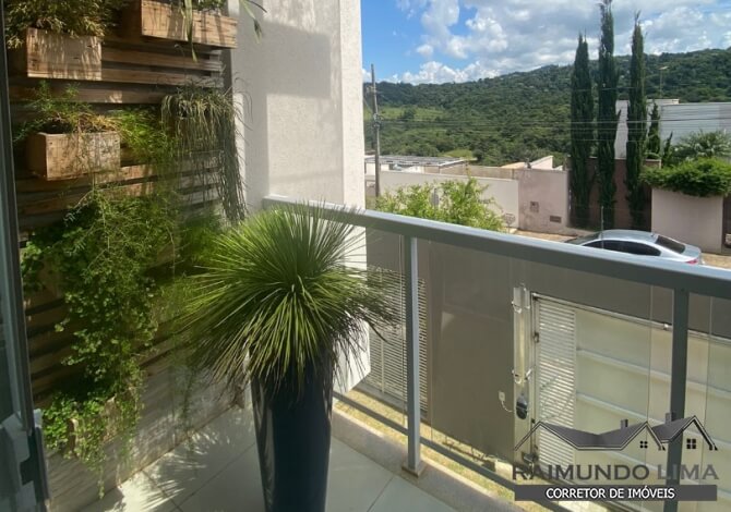 Excelente Casa no Bairro Colina de Santa Bárbara