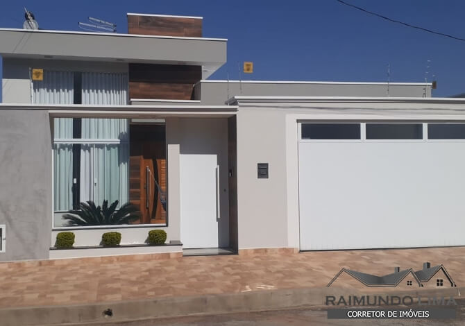 Excelente Casa no Bairro Colina de Sta Bárbara