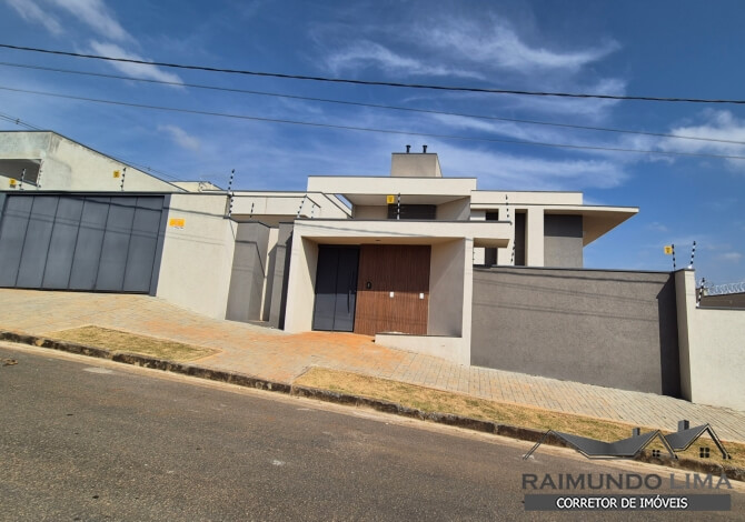 Excelente Casa no Bairro Serra Morena