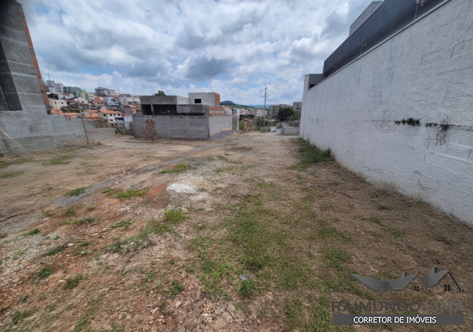 Lote Plano no Bairro Vale Santo Antônio