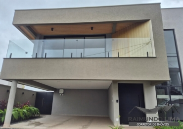 Excente Casa no Condominio Las Palmas